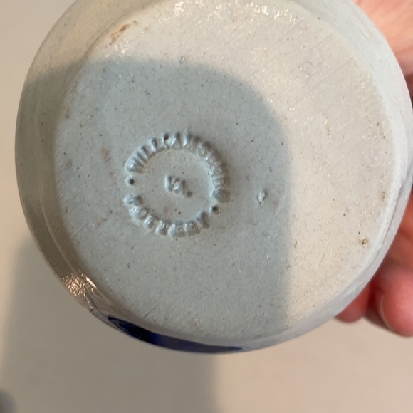 Williamsburg pottery candle holder - Picture 3 of 4